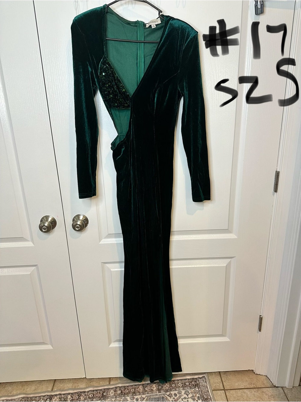Elegant Emerald Green Velvet Wrap Maxi Dress